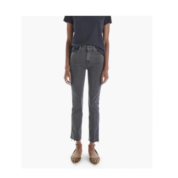 Mother High Waisted Rascal Ankle Fray in Chalk It Up - Picture 1 of 6